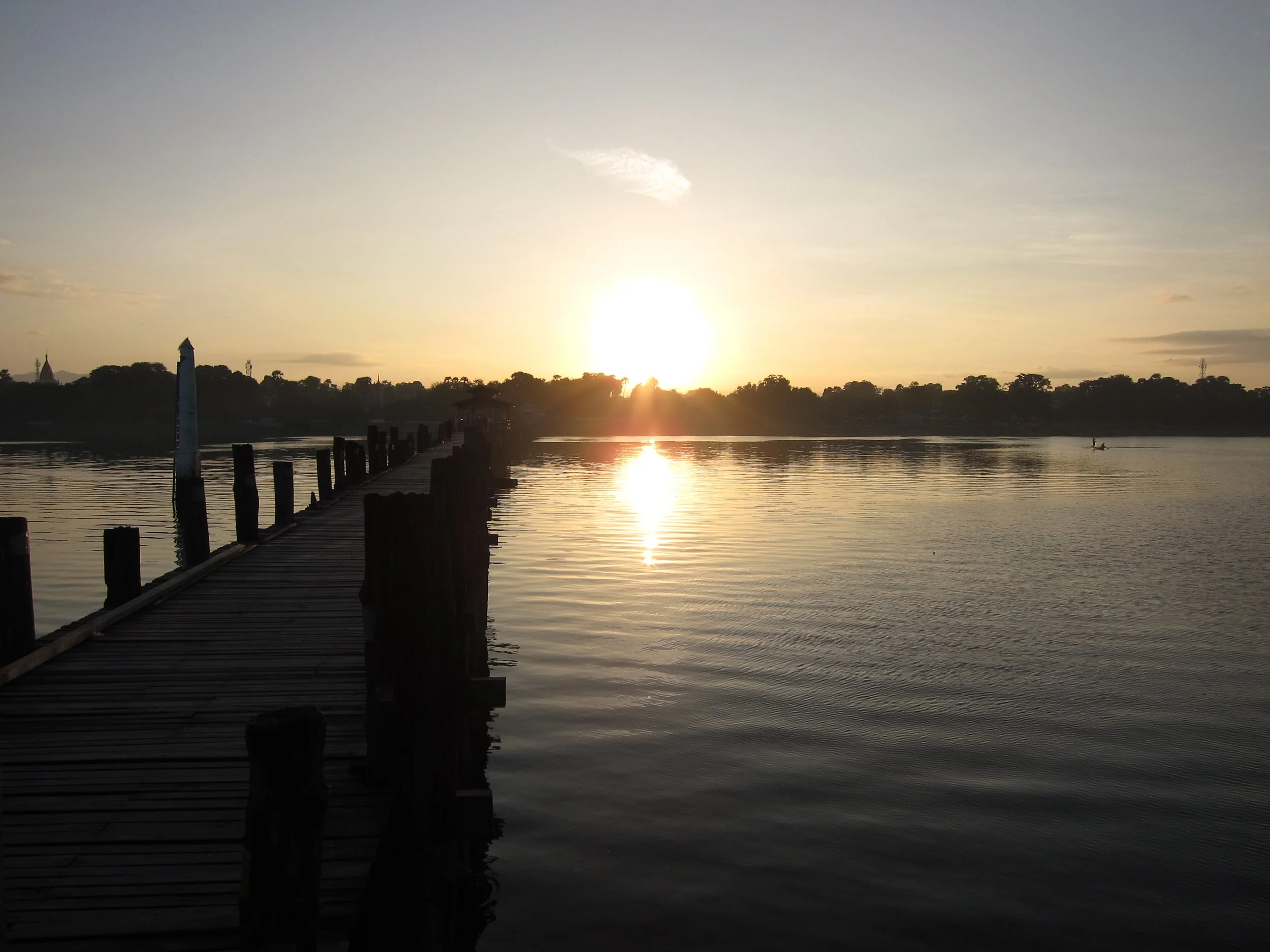 When to partner with a freelance copywriter for agencies