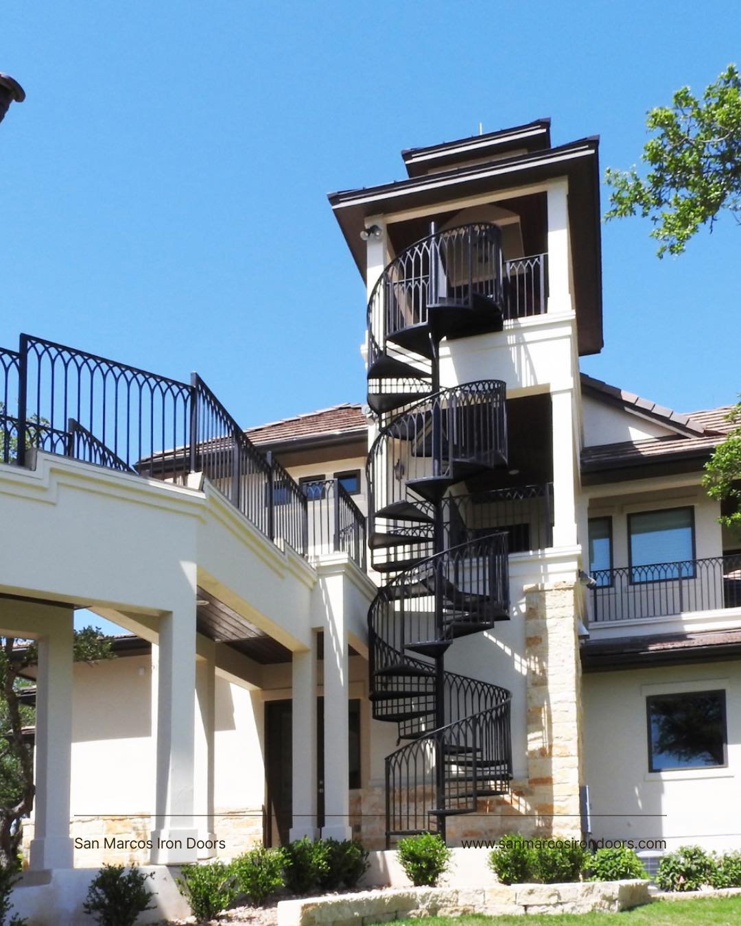 Where architecture meets artistry. ✨

📍 Visit our showroom &amp; start designing today.
#luxuryliving #ironstairs #modernhomes #customdesign #homeinspo