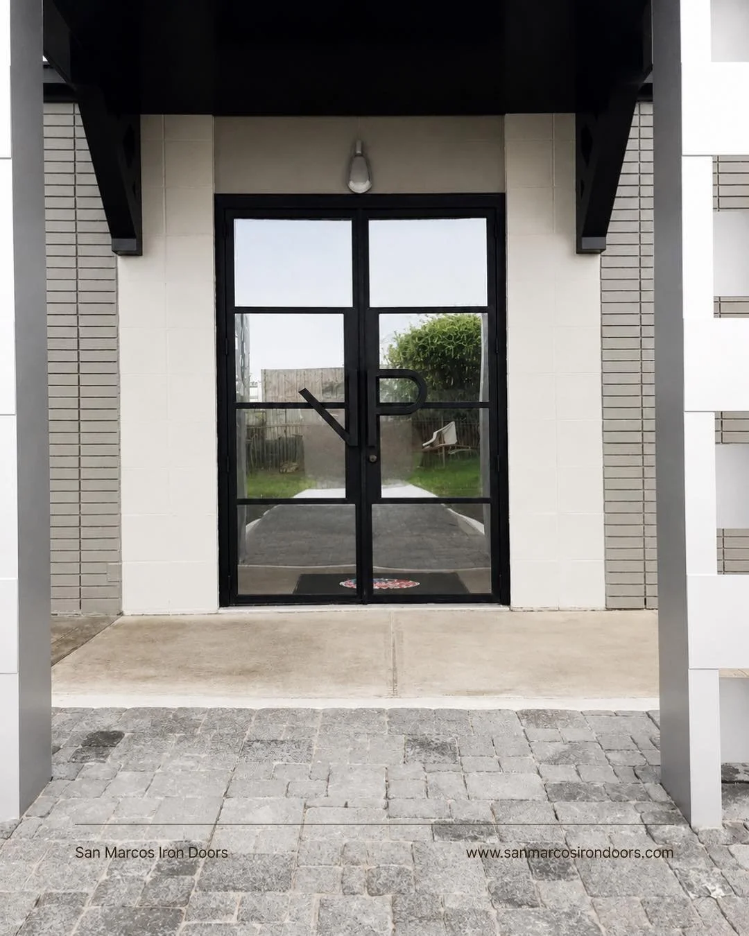 A modern entry that makes a statement before you even walk inside. This custom iron door brings clean lines, bold design, and the perfect touch of luxury to the front of this home.

#IronDoor #ModernEntryway #LuxuryHomes #CustomIronDoors #SanMarcosIr