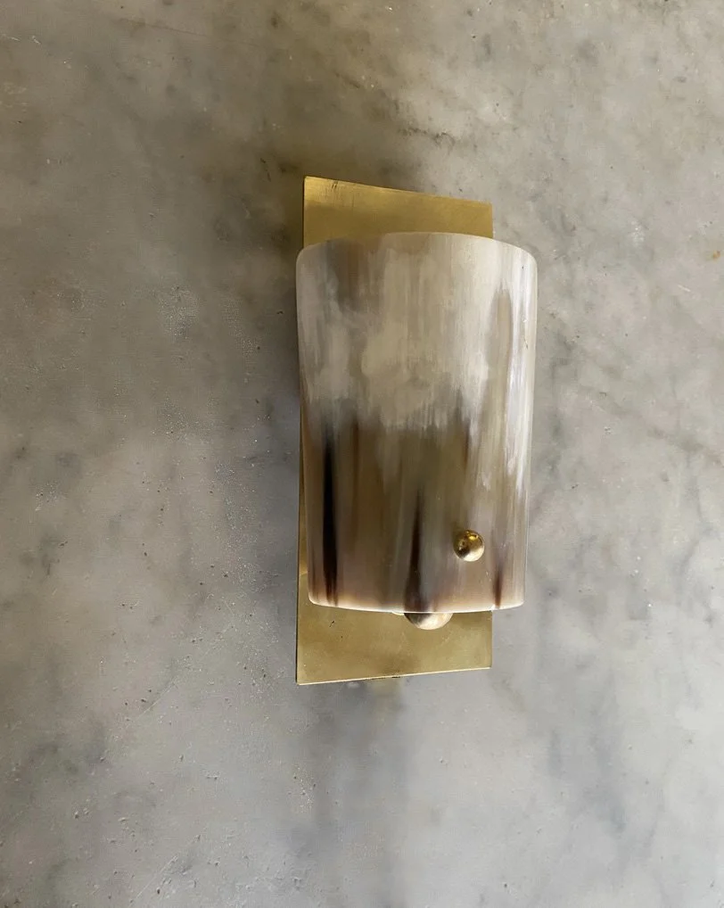 HORN STUD ON BRASS.jpeg