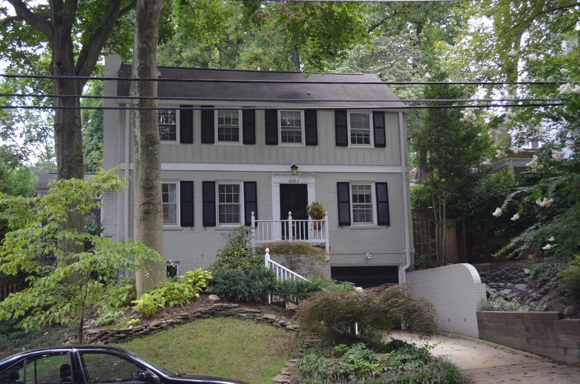 Who are the urban villagers?