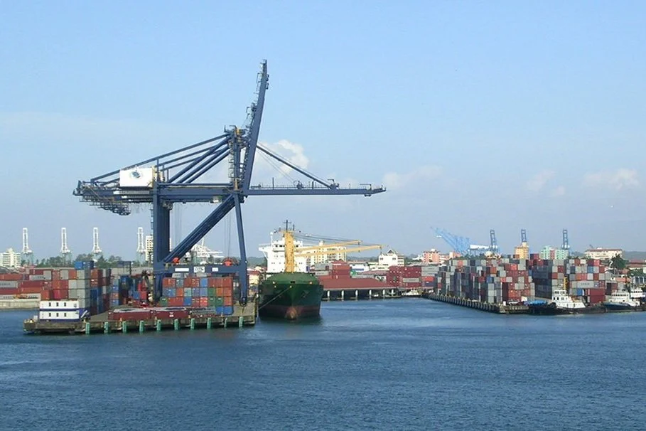 CA rapidly falling behind in port market share