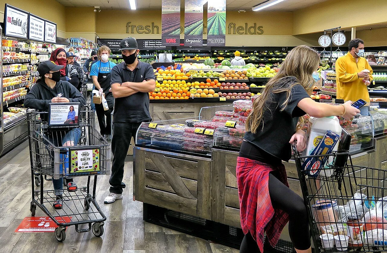 Experts say: banning self-checkout lines ends up boosting prices at the market