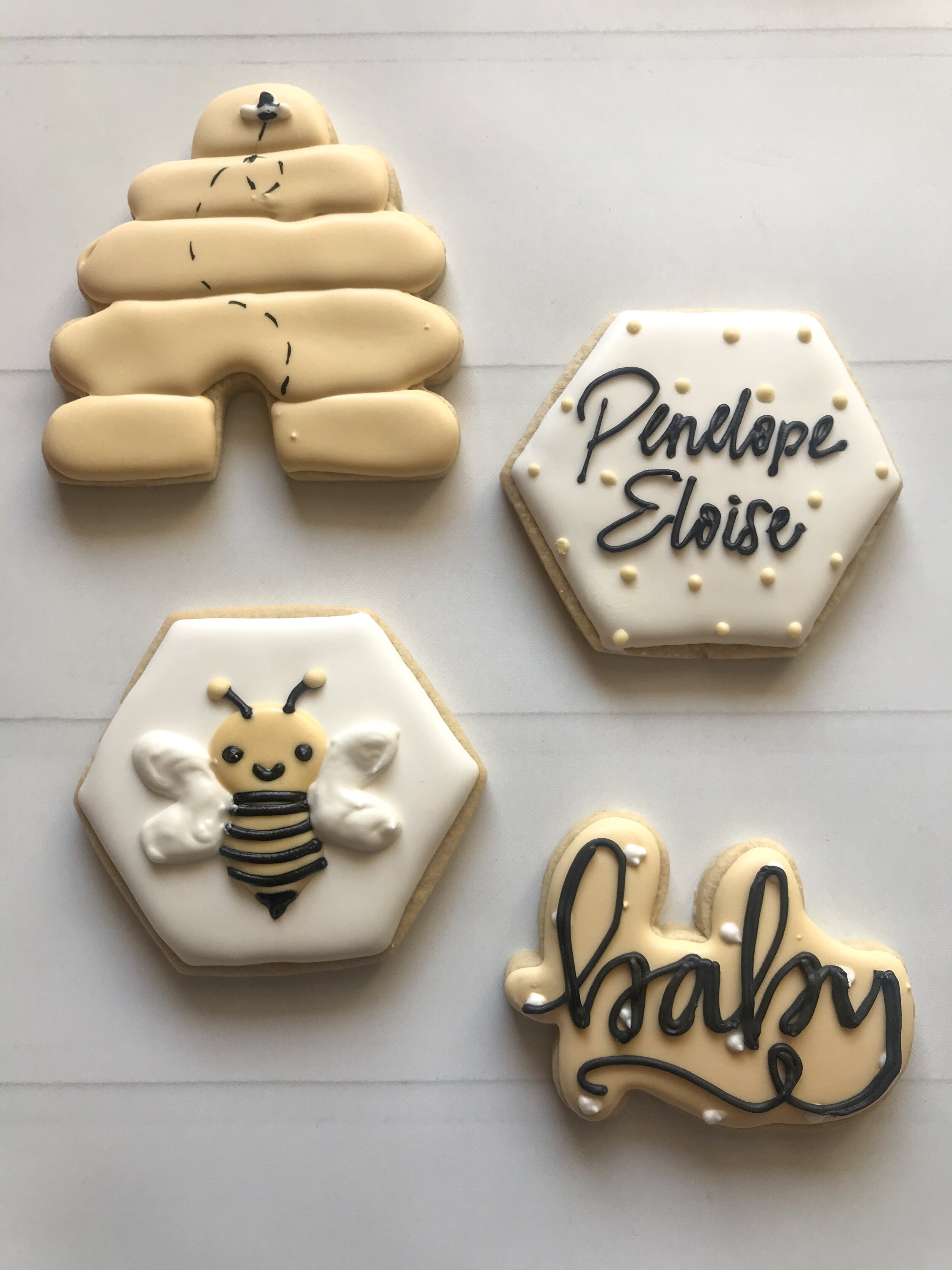  Bee-Themed Baby Shower Cookies 
