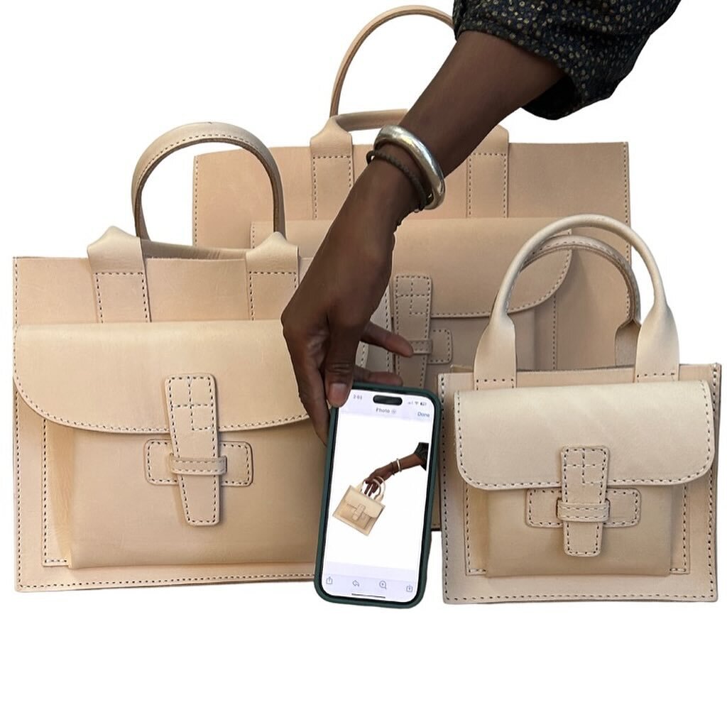 Something petit is here and ready to ship! A veritable hand bag, Sac Petit is the smallest iteration of our classic Sac 1. Now available in VegTan, Honey, Whiskey, Black and a new color and material, Espresso Suede, that&rsquo;s supple and a bit slou