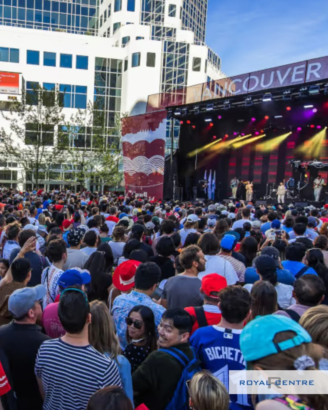 Celebrate Canada Day 2025 in the heart of downtown Vancouver! πββ 
β 
If you’re planning to head to @canadaplace today, you’re in for an unforgettable experience! ββ 
β 
πΆ Enjoy live music featuring incredible Canadian talentββ 
β 
π₯ Savor d