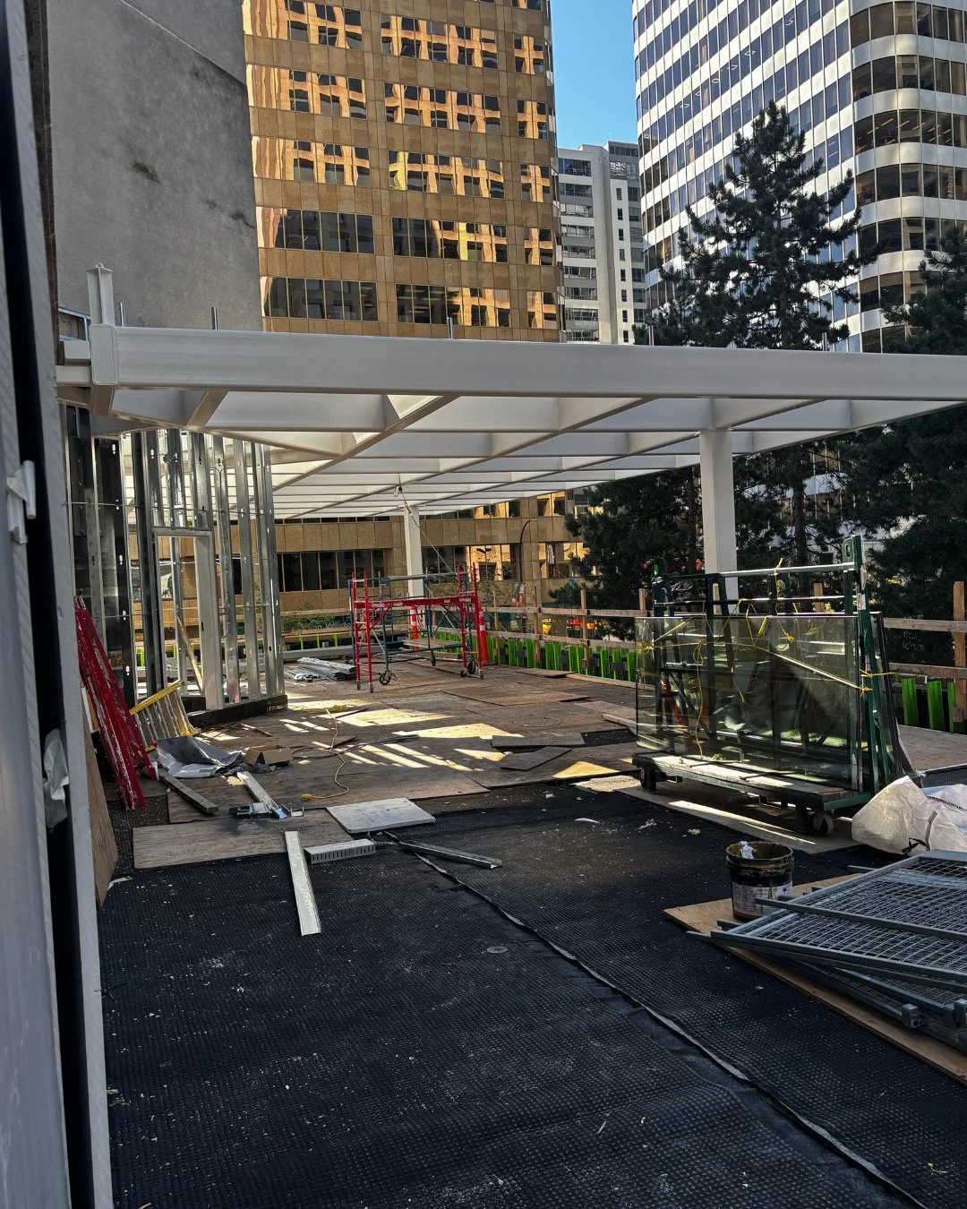 ✨ Check out this beautiful outdoor covering recently installed here at Royal Centre!⁠
⁠
We&rsquo;ve been busy renovating and expanding to bring you the (Re)Envisioned Royal Centre &mdash; a refreshed space designed to enhance your experience. 💙⁠
⁠
T