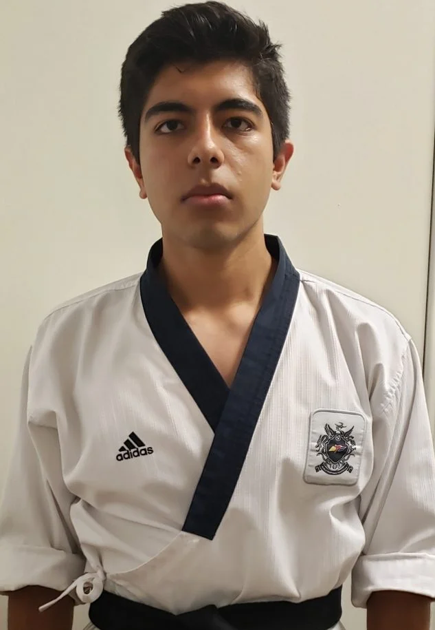 Instructor-Kevin-633x1024.jpg