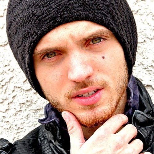 Alex DeLeon