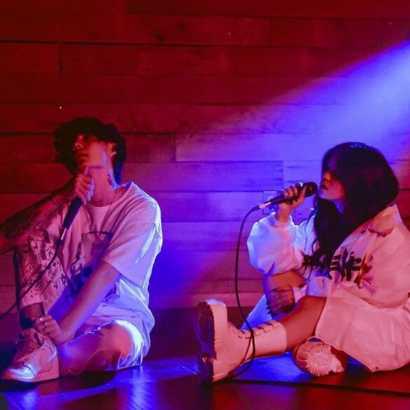 Wow so proud of these two @nessabarrett and @jadenhossler !! Check out their new single La Di Die!! 
#music #newmusic #artist #singer #voicecoach