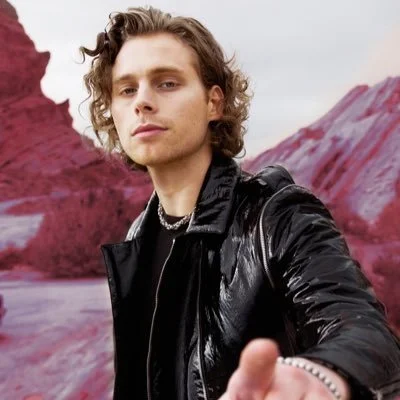 Luke Hemmings (5SOS)