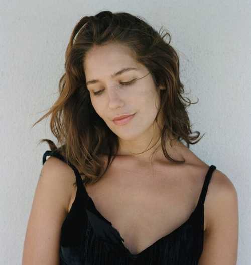 Valerie Morehouse celebrity vocal coach client Lola Kirke