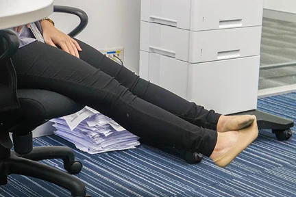 move-feet-at-work-wp.jpg