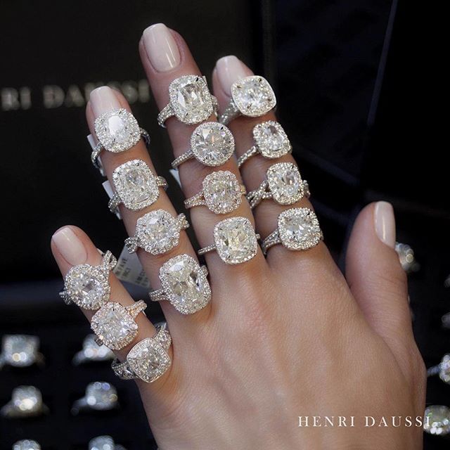 So many choices! Which one is your favorite? 😍
Don&rsquo;t forget that after the ring comes a great #OrdainedMinister ❤️ 💍 💎 📸 @henridaussi @sparklyspot 
#MinisterG #SayYestoMinisterG #NotYourOrdinaryMinister #TravelingMinister #Engaged #Wedding 