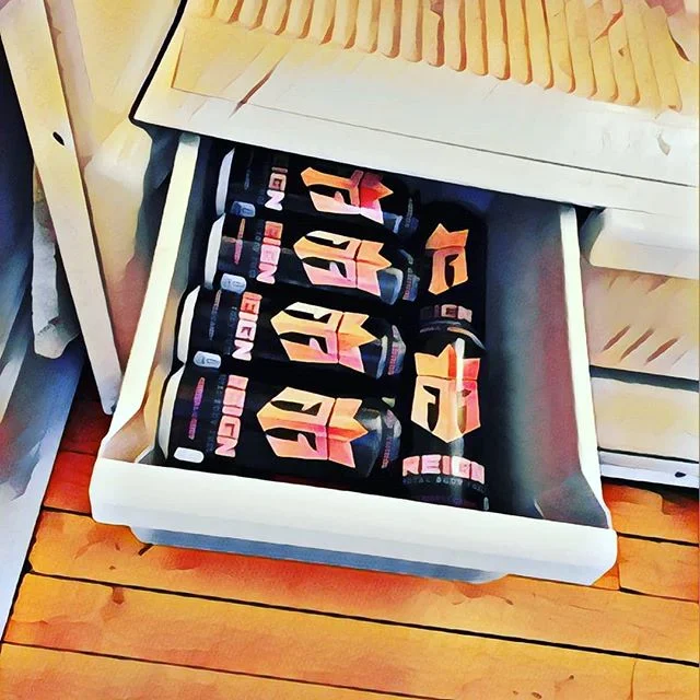 All juiced up to work on The Bodfather thanks to @reignbodyfuel ! (If you think any flavor is better than Carnival Candy, you're wrong.) &bull;&bull;&bull;
#notanad #justbigfans #reignbodyfuel #fuel #fitness #movies #independent #workhardplayhard #lo