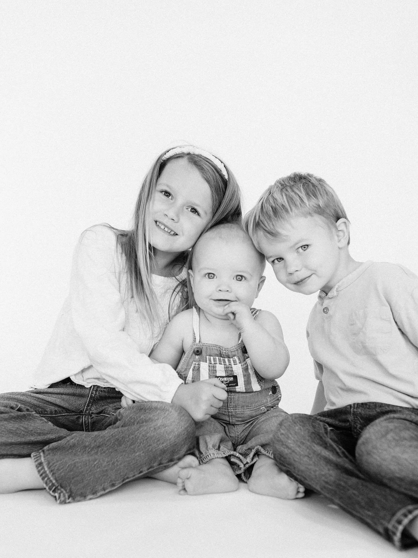 I&rsquo;m 1000% biased, but these are my favorite three to photograph! 

(Also here&rsquo;s your annual reminder that I&rsquo;ll be doing personality pics in January!)