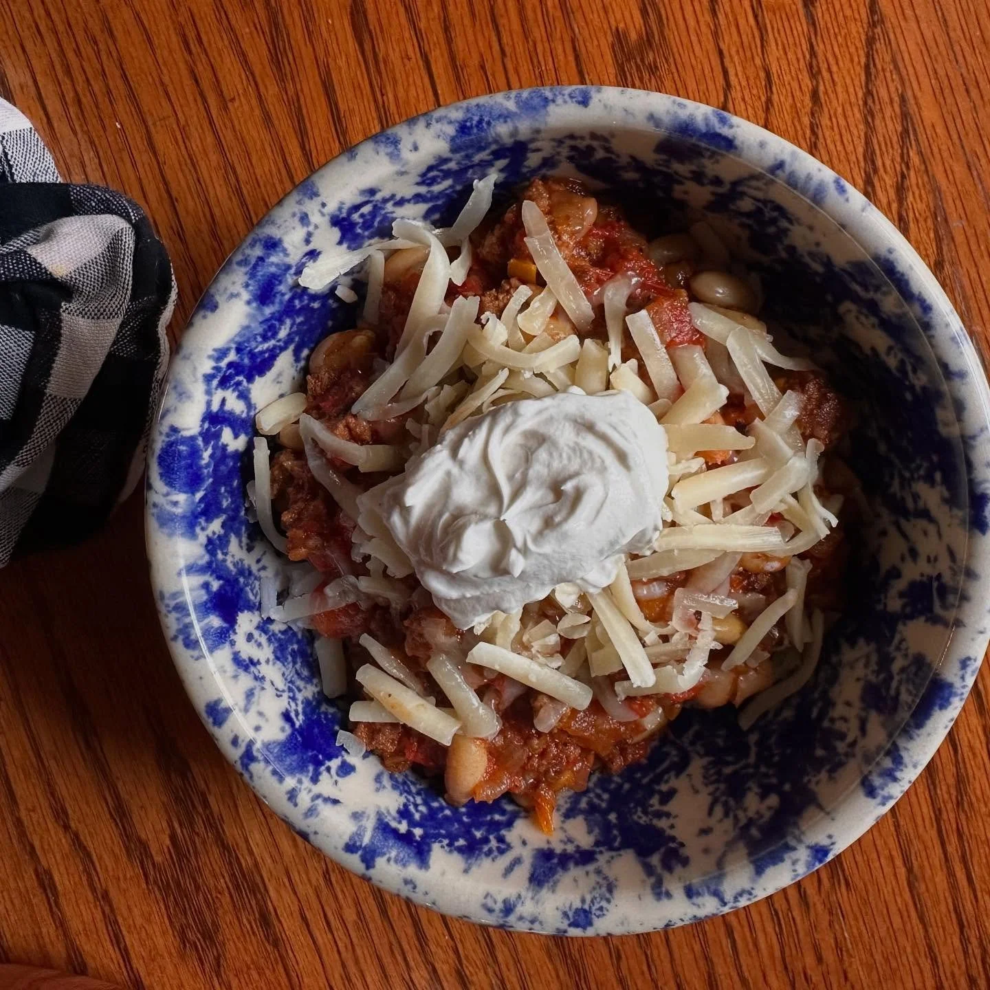 It feels too warm for chili in New York, but this is the moment when we have tomatoes, peppers, and beans bursting from farmers market stalls. So I made a lovely, expensive, hyper-seasonal pot of American comfort food. Read about the chili and the wa