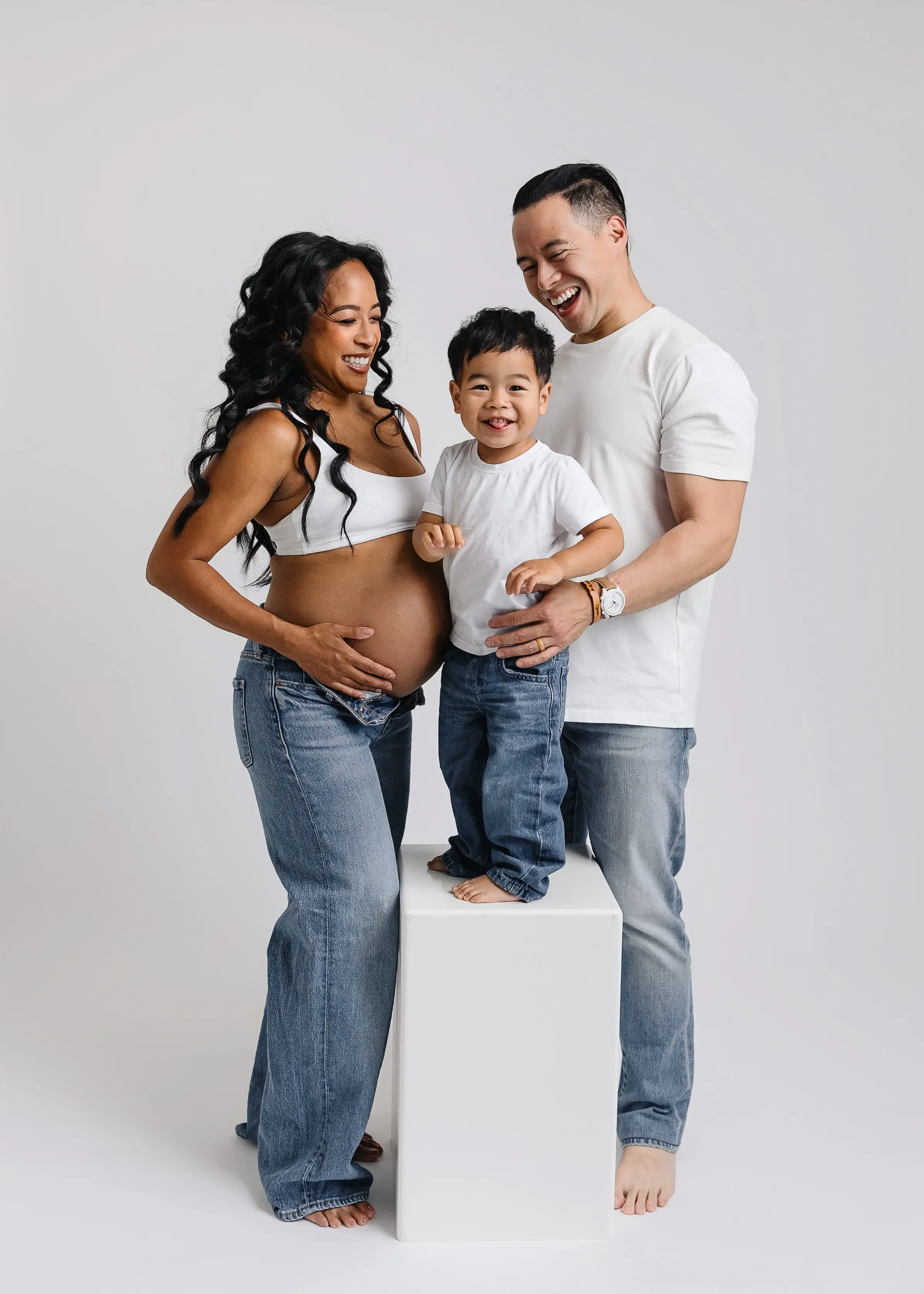 Family maternity photo by San Francisco Photographer