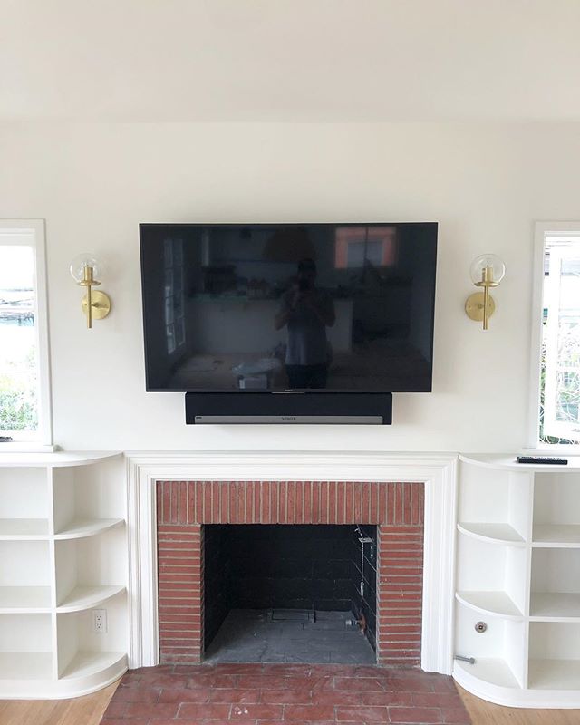 Beginning our install on a silver lake project today. So many smart home technologies we install can&rsquo;t be captured in a photo but our clients are excited about this and that makes us pumped!
.
.
.
.
.
.
.
#smarthome #technology #ring #sonos #cr