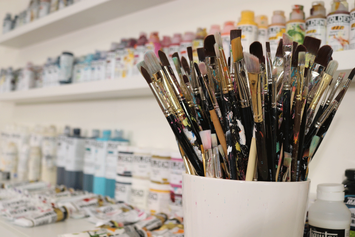 PaintsAndBrushesSusanNethercpte.gif