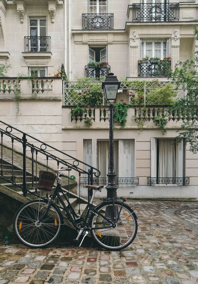 @heytowner photo Montmartre Paris .jpeg