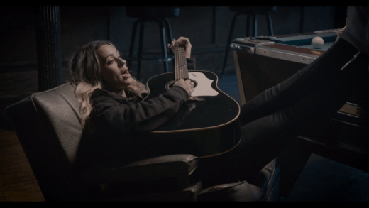 We Chat With  MORGAN WADE About Sobriety, Fitness and Her Critically Acclaimed Debut Album 'RECKLESS' 