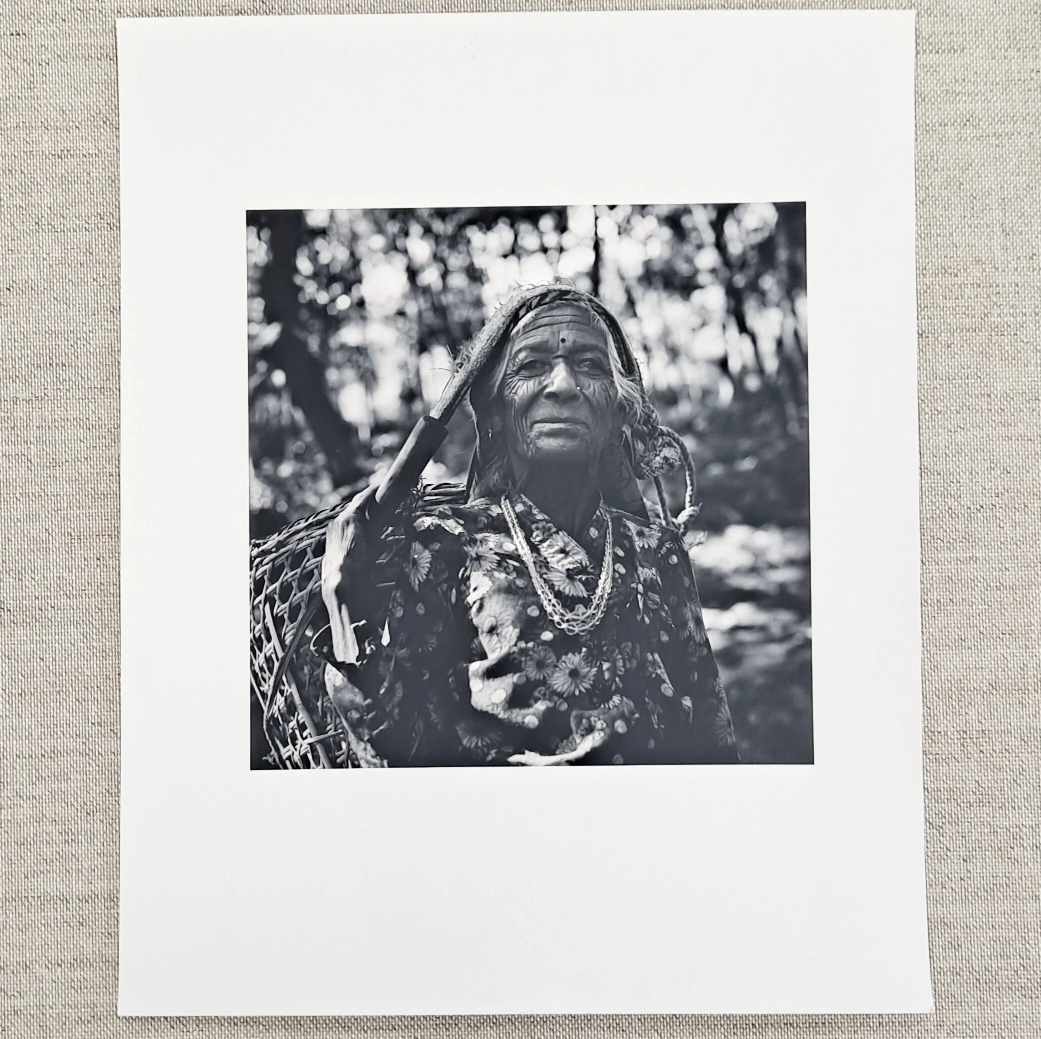 What kind of negative is easy to print in the darkroom? What kind of negative is hard?