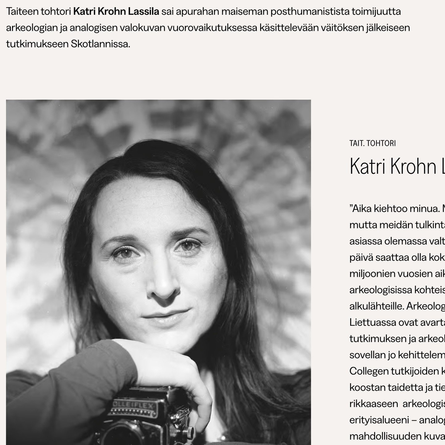 Niin &auml;llistynyt ja huikean iloinen t&auml;st&auml; mahdollisuudesta ett&auml; vaikeaa l&ouml;yt&auml;&auml; sanoja!

L&auml;mmin kiitos S&auml;&auml;ti&ouml;iden post doc -poolille ja Suomen Kulttuurirahastolle uskomisesta tutkimukseeni ja taite