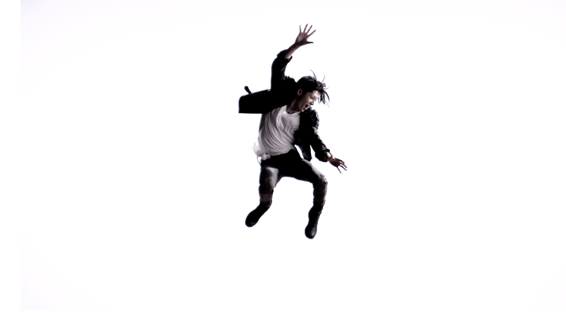 Miyavi_TheOthers_MV_09.jpg