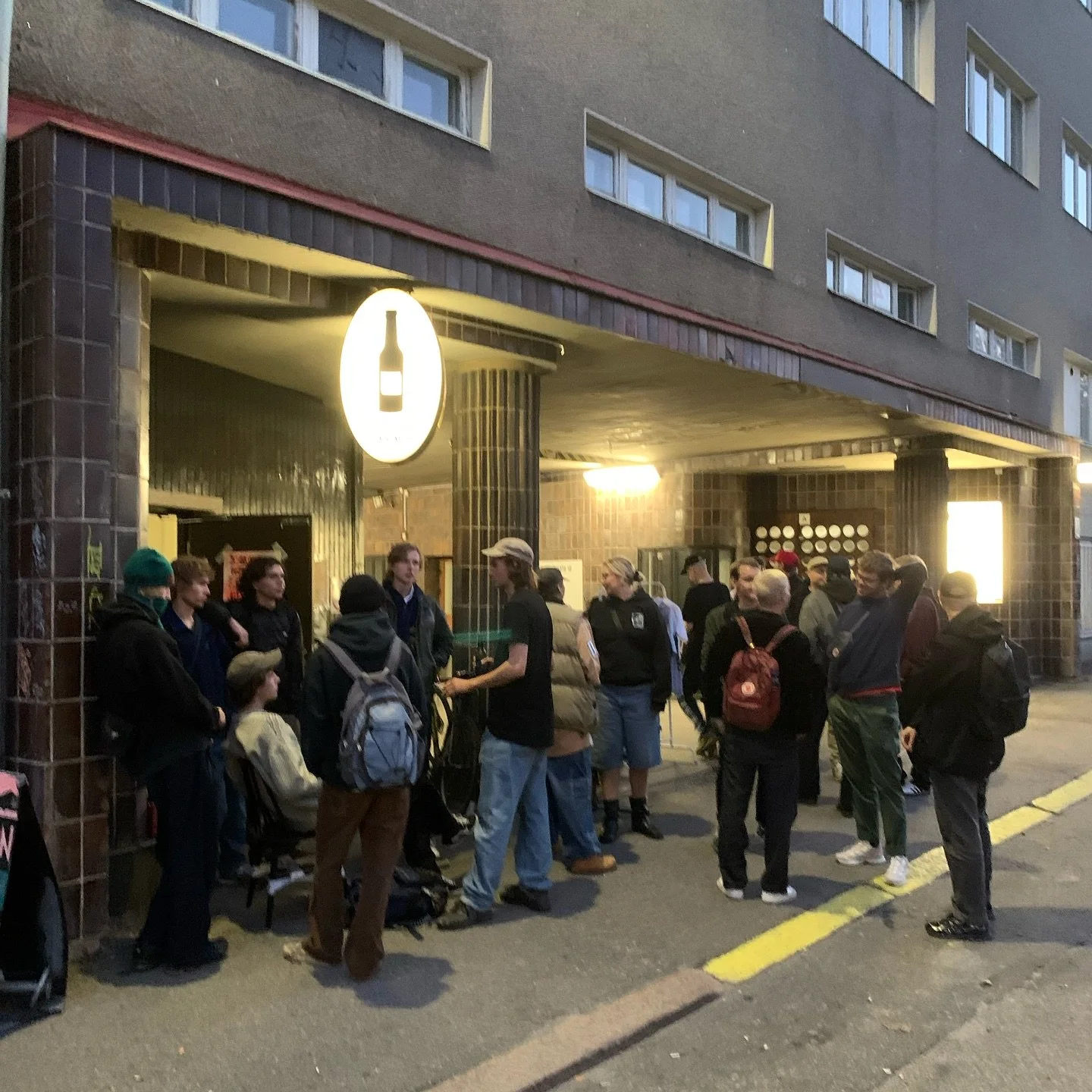 VIIKKO 38 &amp; 39 

PS. Vallilan Panimo t&auml;ytti juuri 10 vuotta 😍🍻 

#vallilanpanimo #vallilanpanimonmyym&auml;l&auml; #vallilanpanimongalleria #pienpanimo #pienpanimot #k&auml;sity&ouml;l&auml;isolut #microbrewery #craftbeer #helsinki #vallil