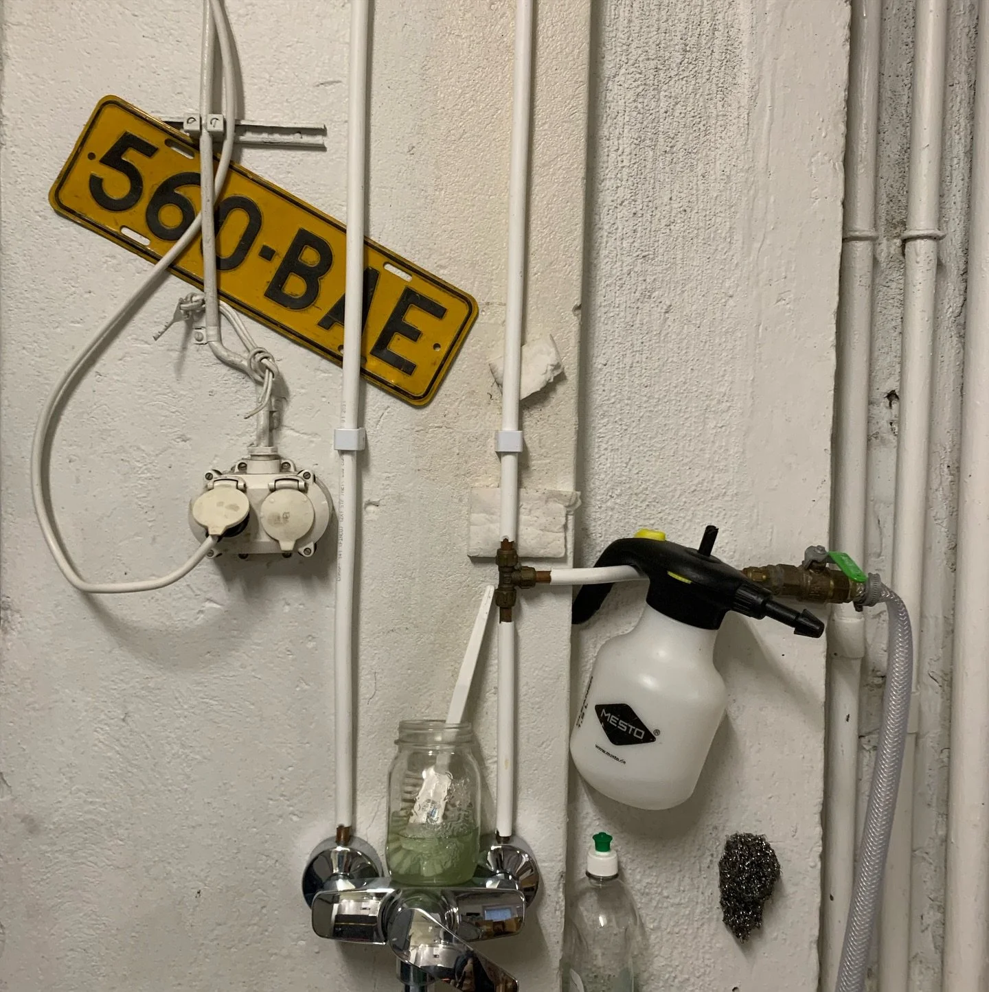 VIIKKO 40 &amp; 41

#vallilanpanimo #vallilanpanimonmyym&auml;l&auml; #vallilanpanimongalleria #pienpanimo #pienpanimot #k&auml;sity&ouml;l&auml;isolut #microbrewery #craftbeer #helsinki #vallila #nilsi&auml;nkatu10 #ghosttown #s&auml;hk&ouml;mi&auml