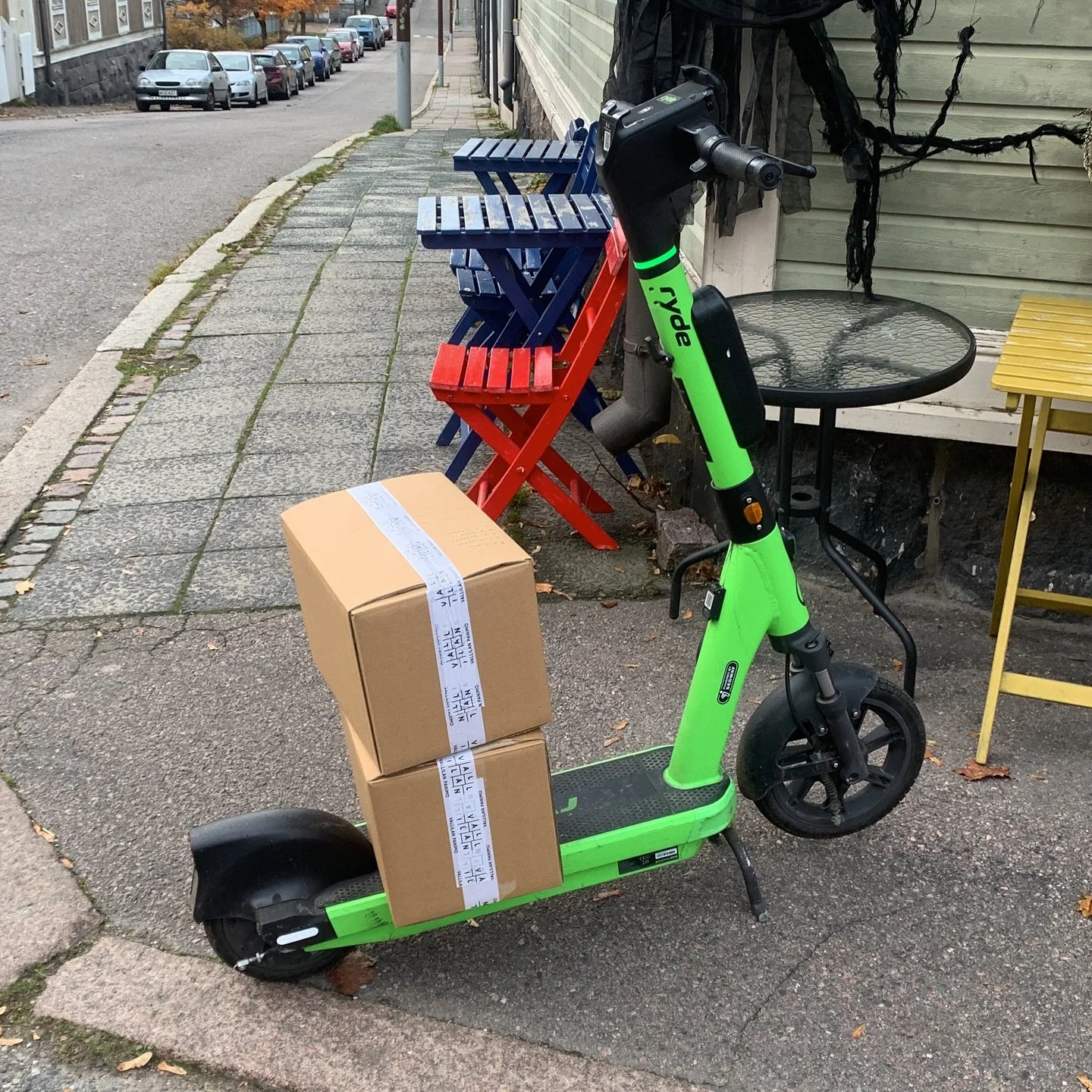 VIIKKO 43 &amp; 44

#vallilanpanimo #vallilanpanimonmyym&auml;l&auml; #vallilanpanimongalleria #pienpanimo #k&auml;sity&ouml;l&auml;isolut #microbrewery #craftbeer #helsinki #vallila #nilsi&auml;nkatu10 #ghosttown #vallilaamber #my&ouml;h&auml; #beer