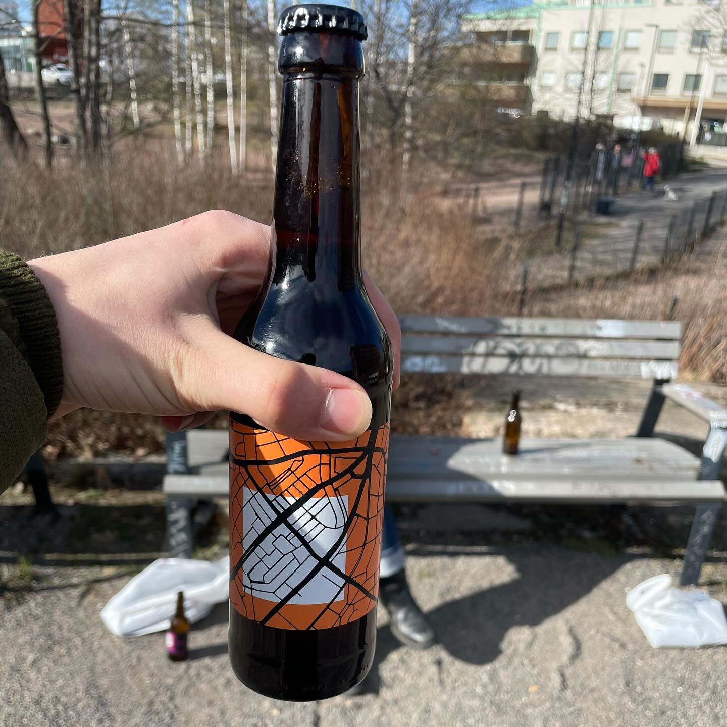 24.4.2026

Katu on tuoreeltaan pullotettua ja erityisen hyv&auml;&auml;. Myym&auml;l&auml; on t&auml;n&auml;&auml;n perjantaina auki 21 asti. 

Ulkona tarkenee!