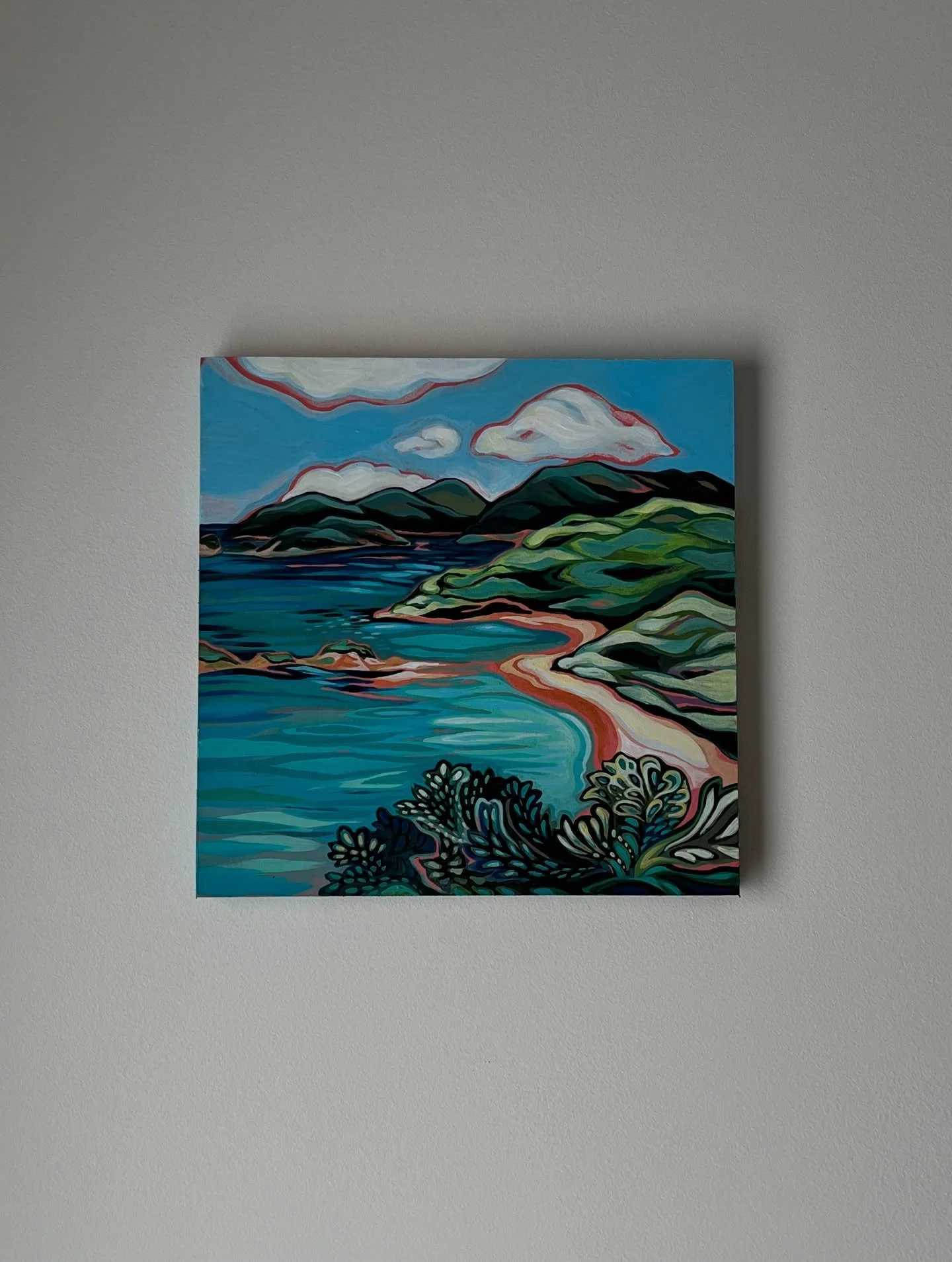 The process of a commission close to my heart ❤️ It starts with an idea or photograph as well as a specific shape and size. With those details, I create a sketch and begin with an underpainting. My go-to starting color? Blue, of course! I add more co