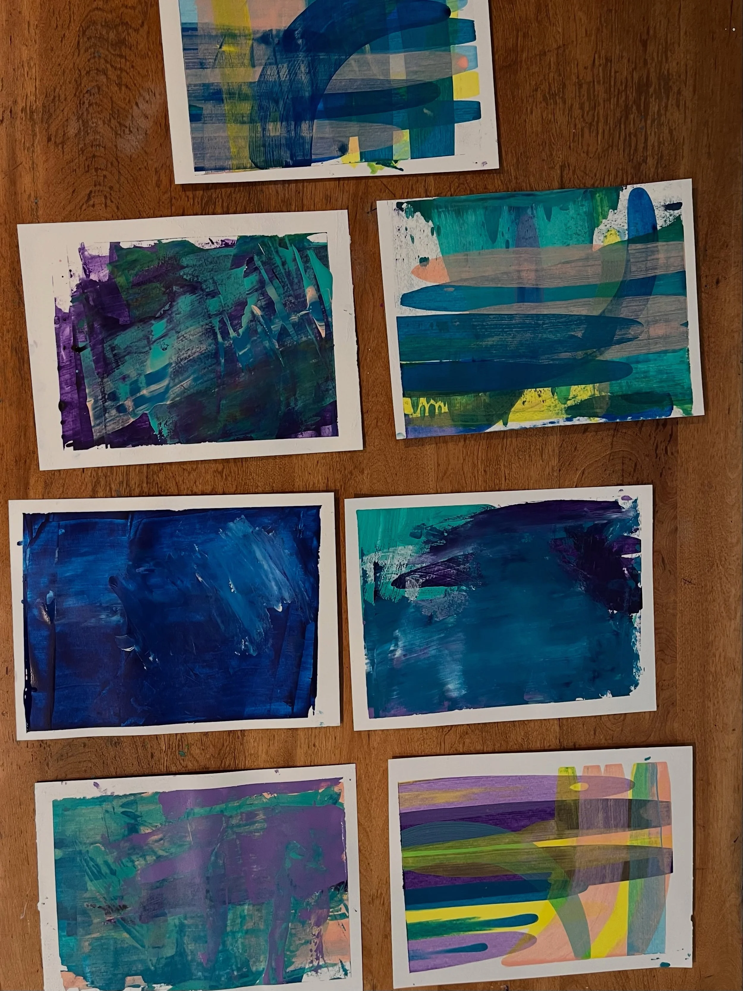 Rainy day? Perfect for experimenting with a new art medium! We tried liquid acrylic with a large squeegee as well as a few smaller squeegee like tools (found in the cooking aisle). It was a great success and I can&rsquo;t get enough of it. Here is al