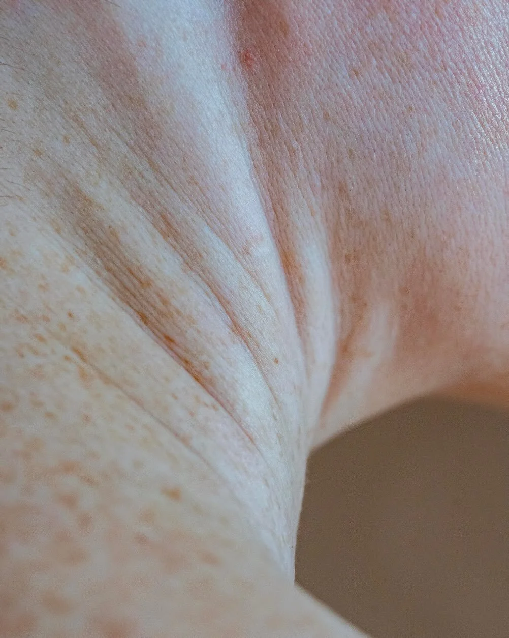 Travel essentials 🌿

Restore, revive and repair your skin wherever your journey takes you. Rooted in nature and wildly gentle, our botanical skincare is designed for slow rituals, soothing routines and effortless hydration on the go.

#Travelskincar