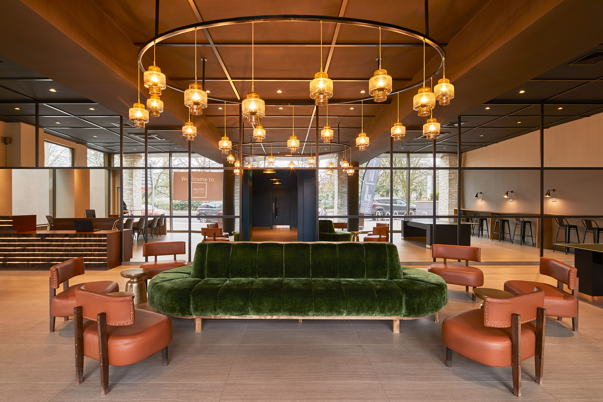 *Mirrored Wall & Lighting Gantry ss.jpg