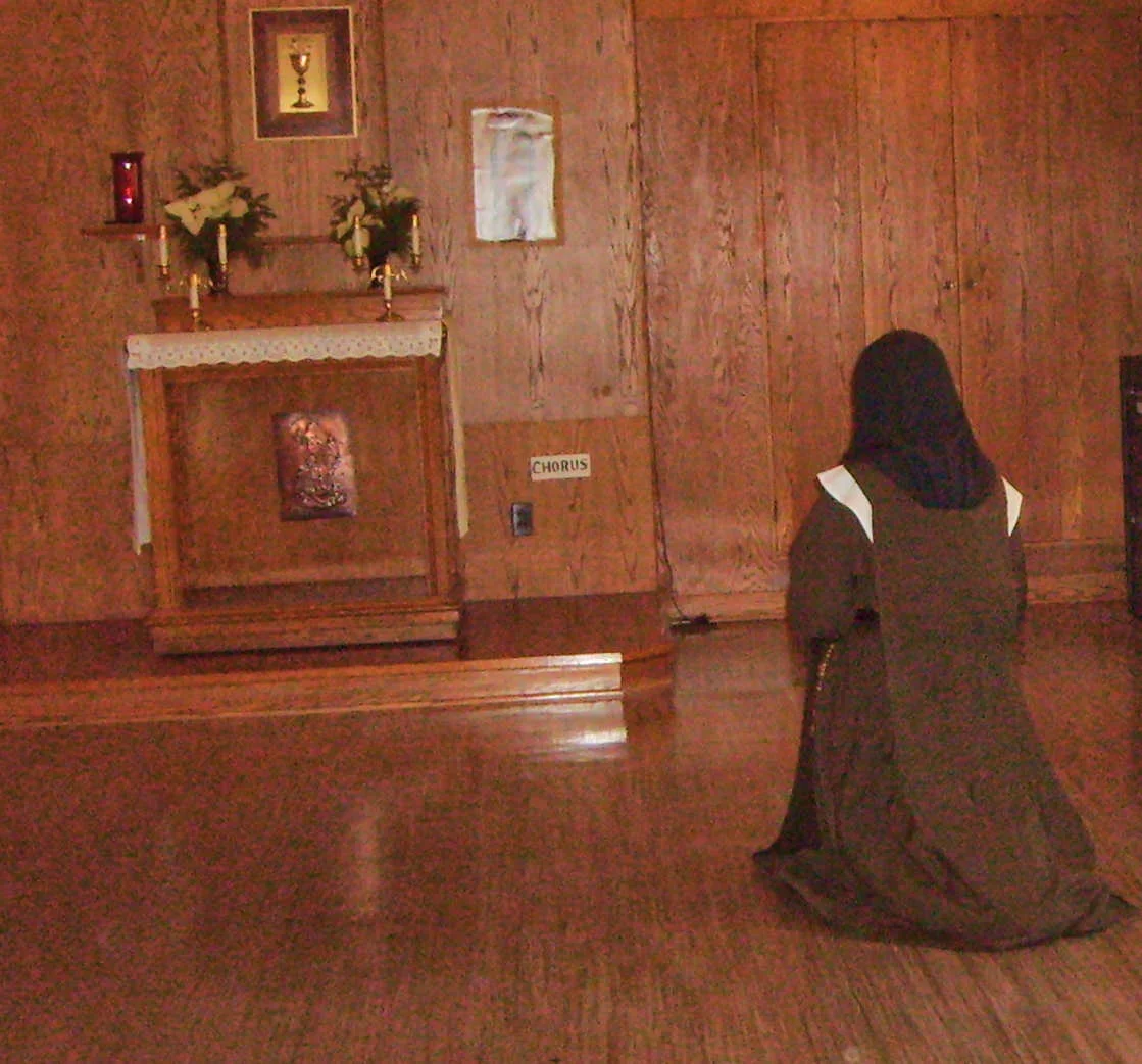 carmelite-in chapel.jpg