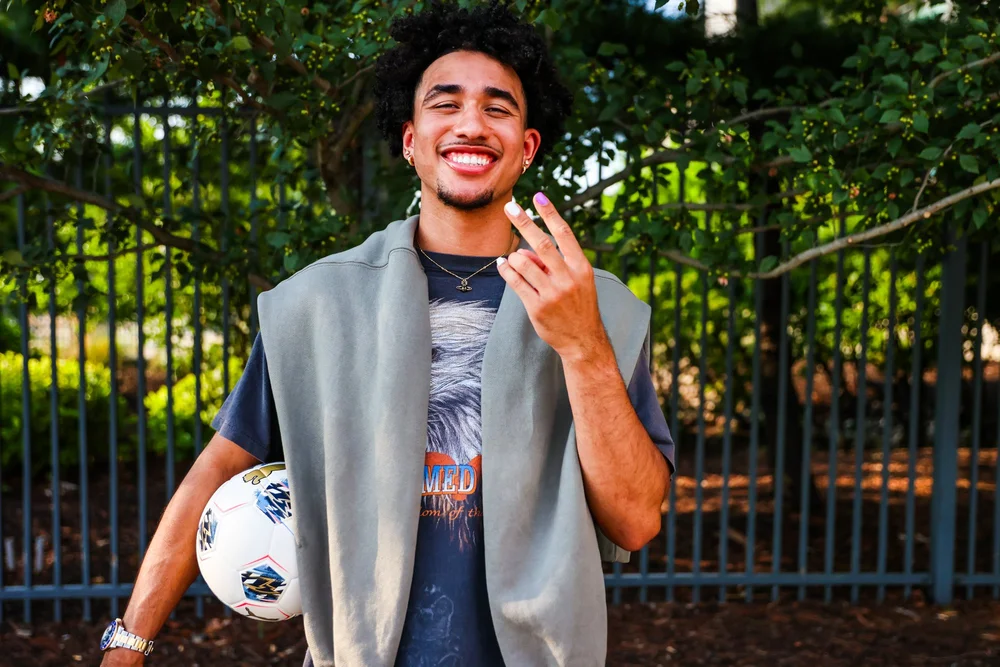 Jared McCain. Basketball player 76ers. Soccer. Arsenal vs Liverpool