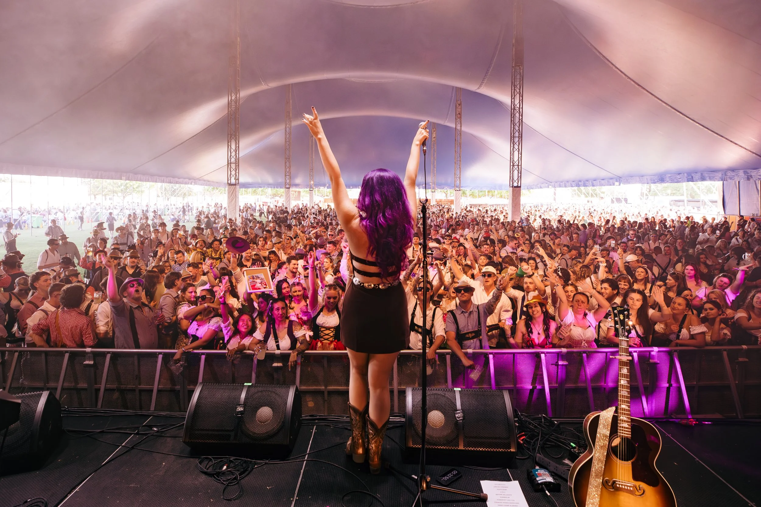 25.10.11 Trippy - Oktoberfest_@3DeadPixels-140 2.JPG