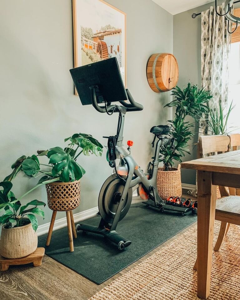 photo: Modish & Main