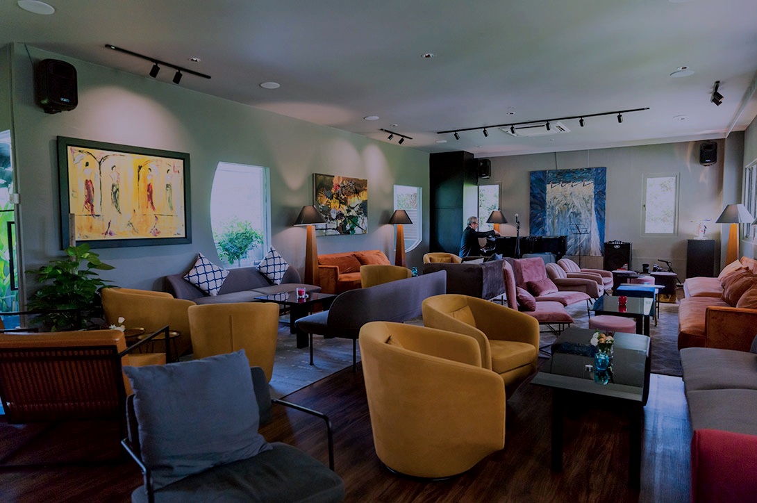 Listening-Lounge---3.jpg