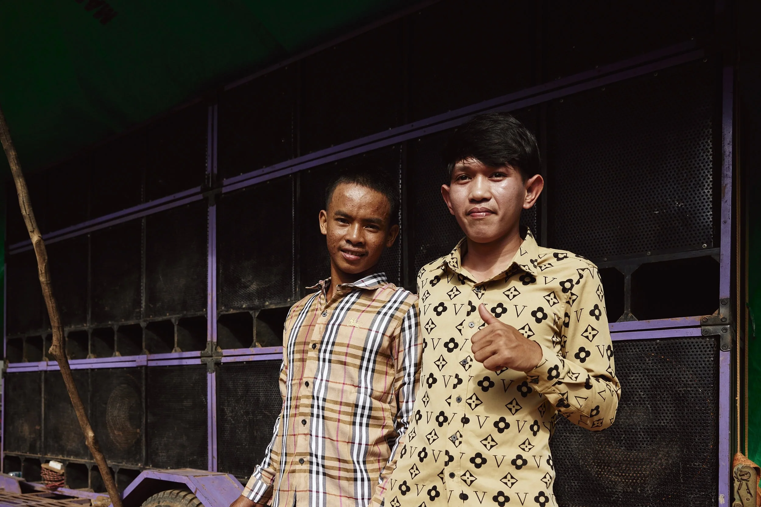 kampong-phluk-cambodia-wedding-portrait-06.jpg