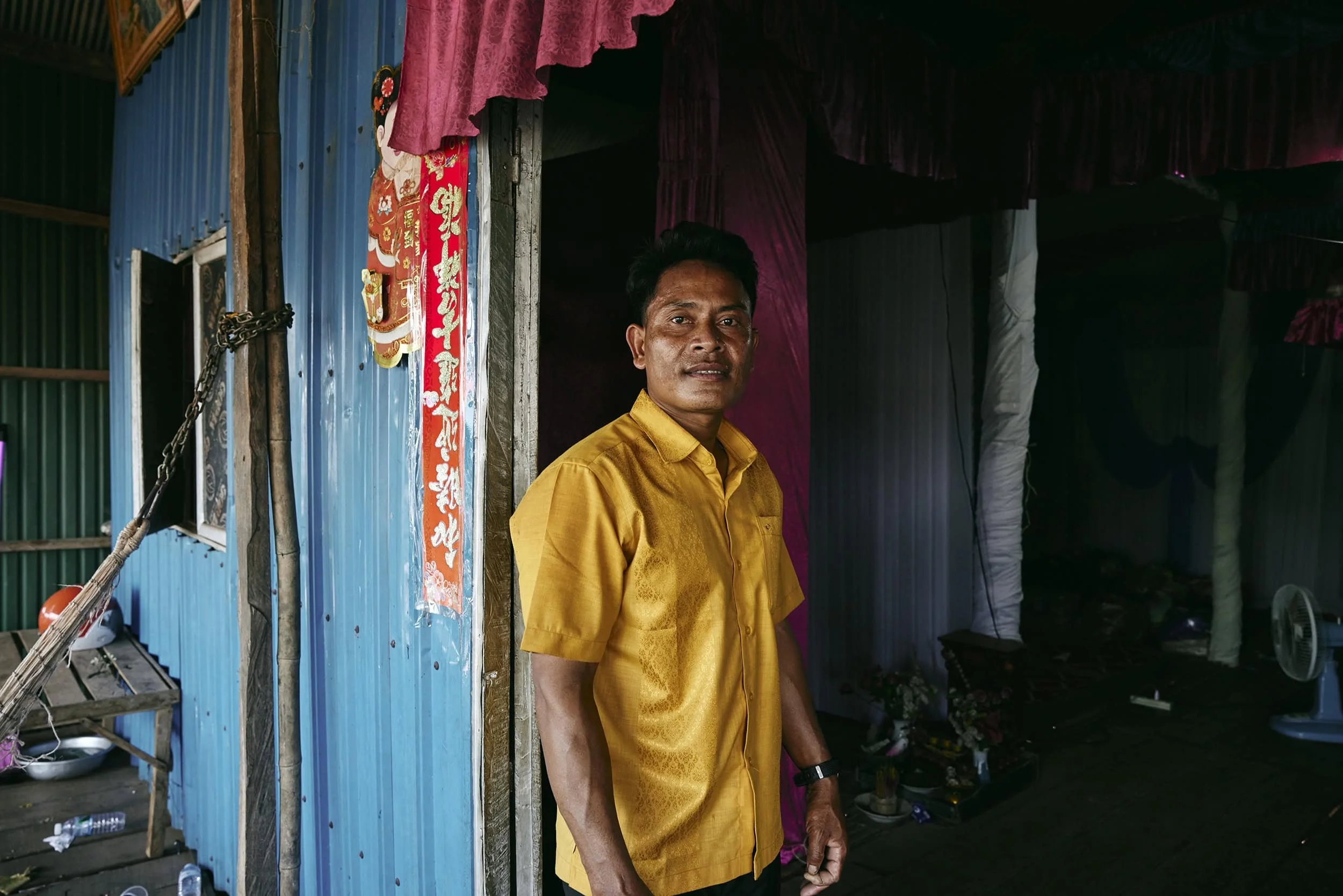 kampong-phluk-cambodia-wedding-portrait-10.jpg