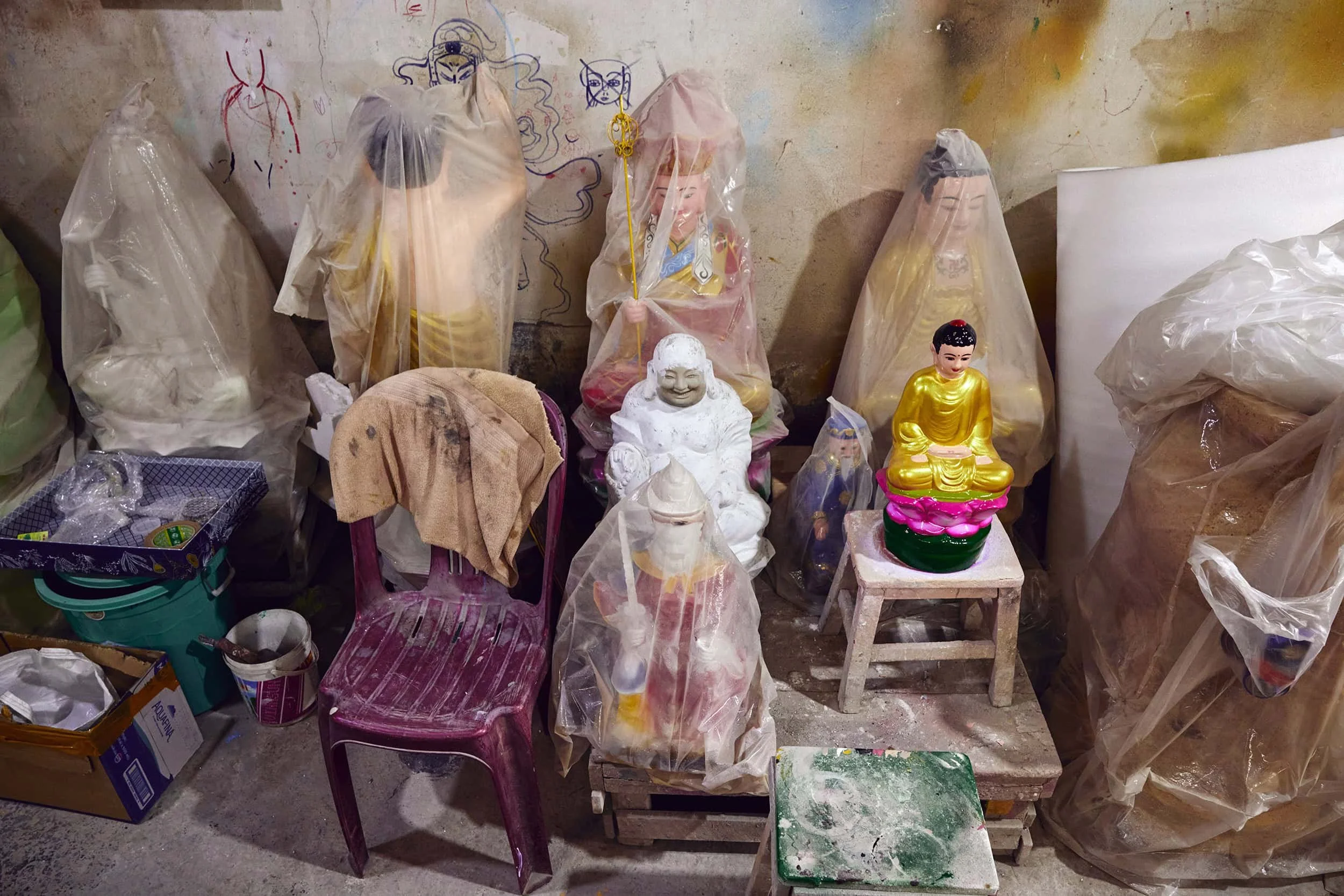 ho-chi-minh-city-religious-statue-workshop-07.JPG
