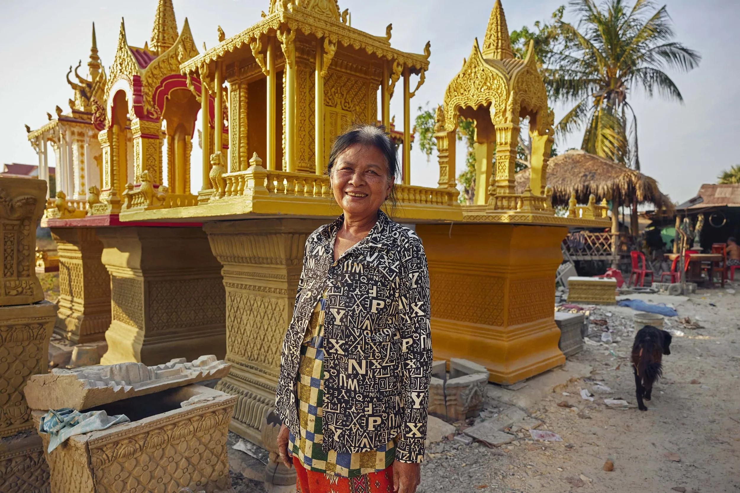 siem-reap-spirit-house-makers-documentary-photography.jpg