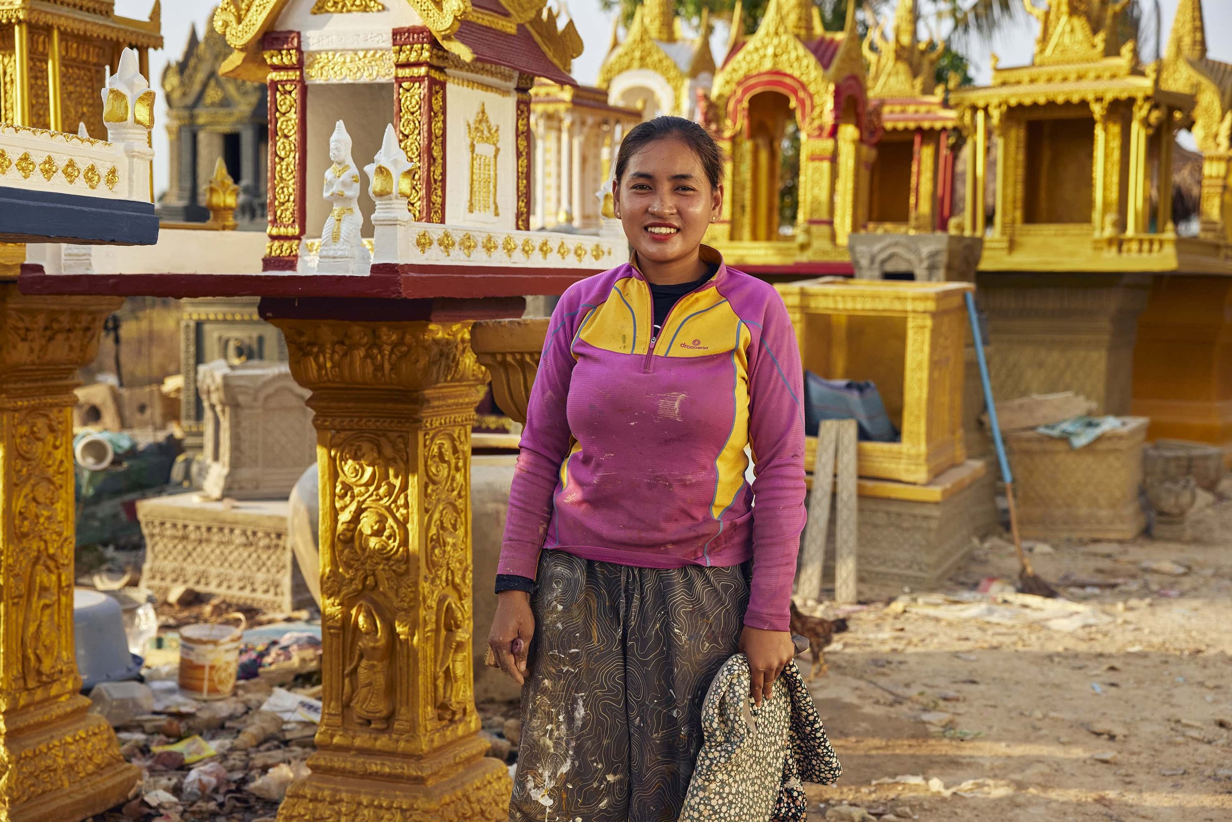 siem-reap-spirit-house-makers-documentary-photography.jpg