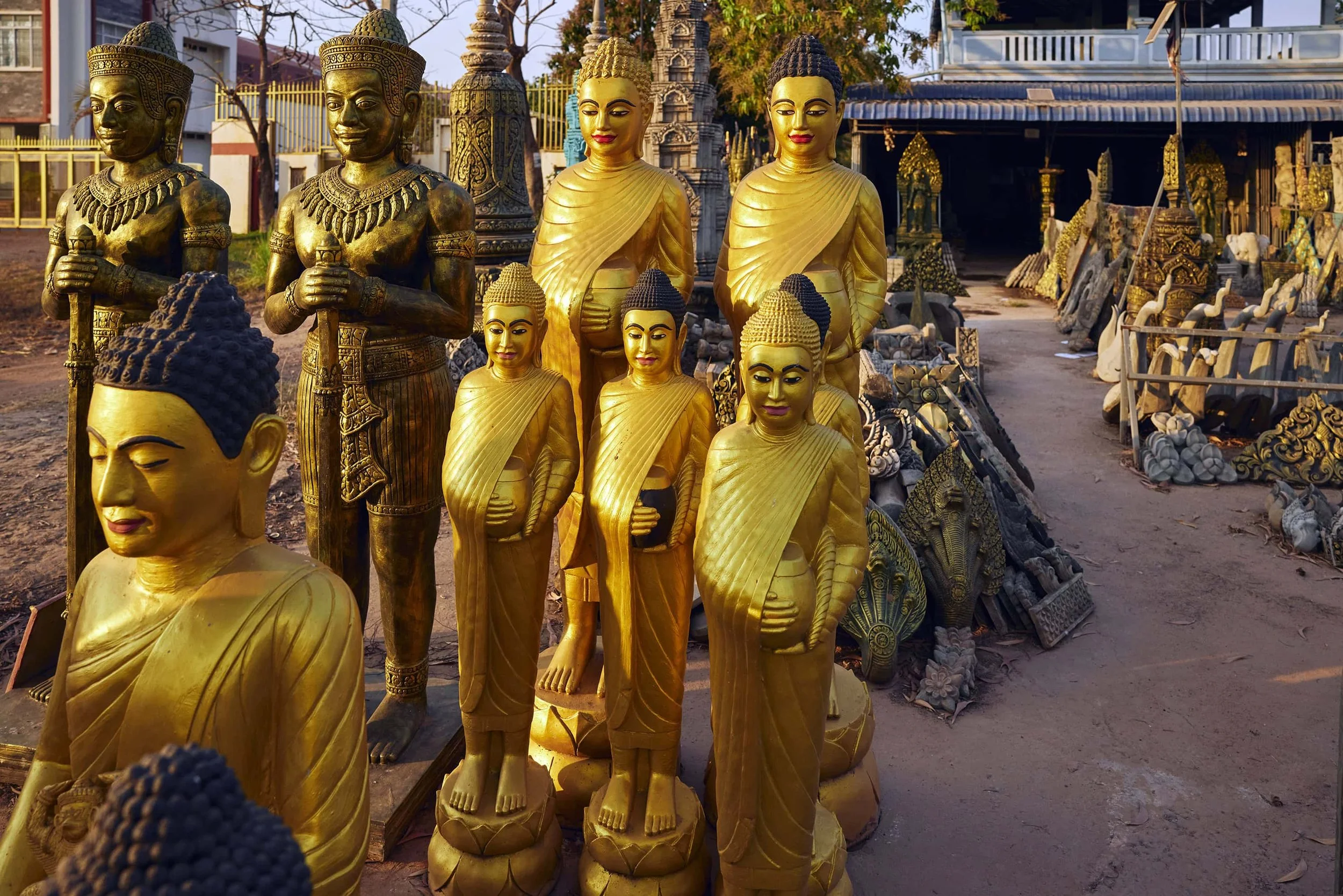 siem-reap-spirit-house-makers-documentary-photography.jpg