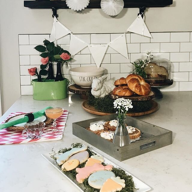 Easter Giveaway &amp; Virtual Brunch 🎉

@stephaniepwhite and I have partnered together to offer YOU a $40 Visa Gift Card 🙌🏼 To enter the giveaway:
1. Like this post

2. Follow me @mapleplacebakery and @stephaniepwhite

3. Tag a friend in the comme