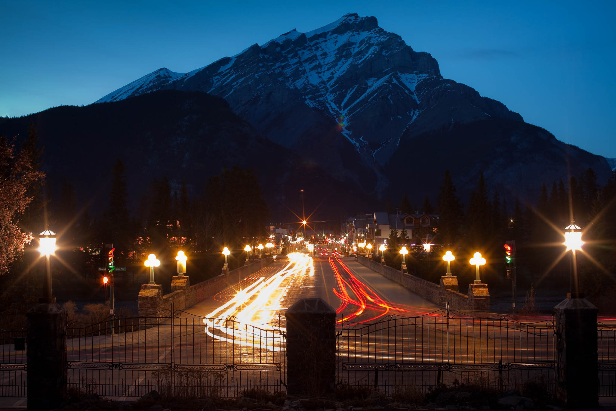 100416-Banff-Avenue-Banff-201236.jpg